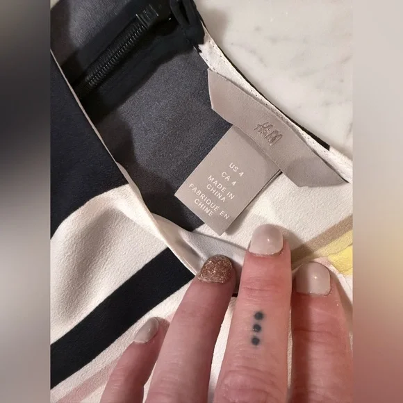 H&M mid knee length dress, size 4 - Picture 10 of 11